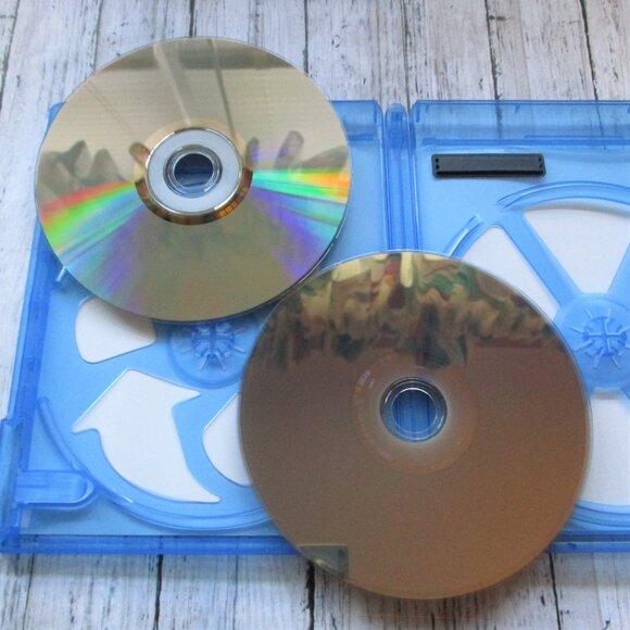 Deadpool Blu-Ray + DVD 2 Disc Movie Set - Picture 5 of 7